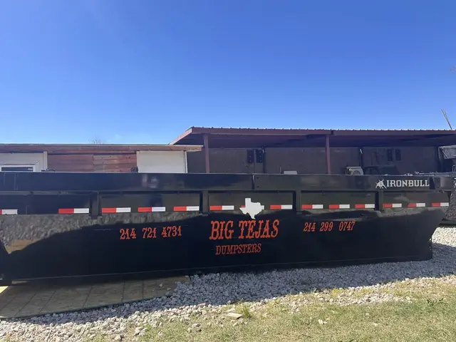 17-Yard dumpster rental Dallas